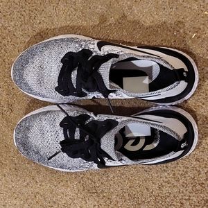 Womens Nike sneakers